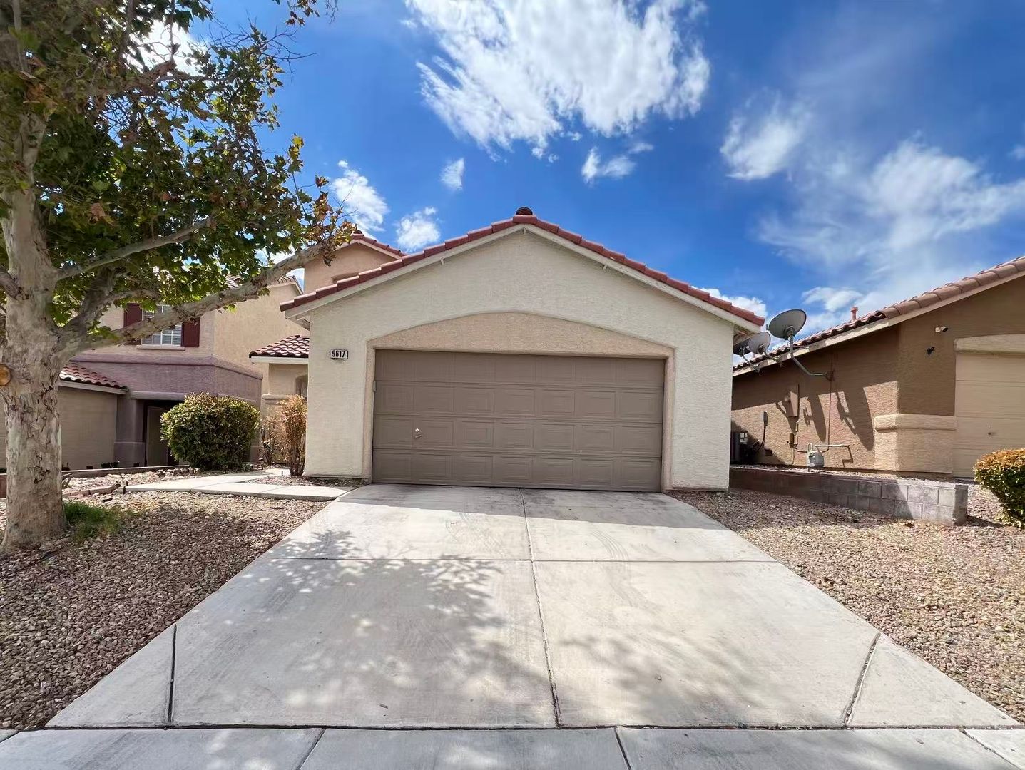 Las Vegas House: 9617 Marigny Ct