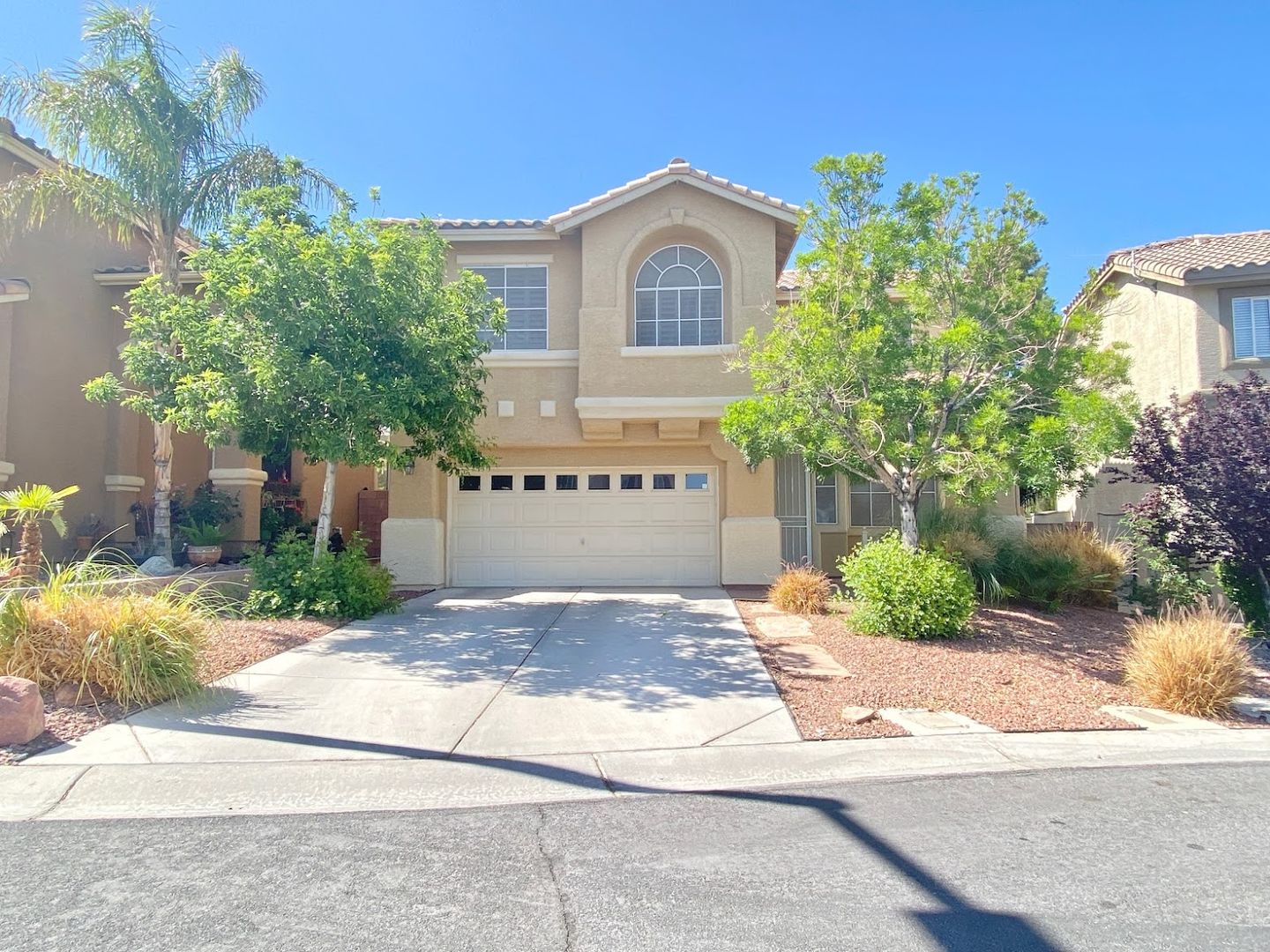 Las Vegas House: 332 Summer Palace Way