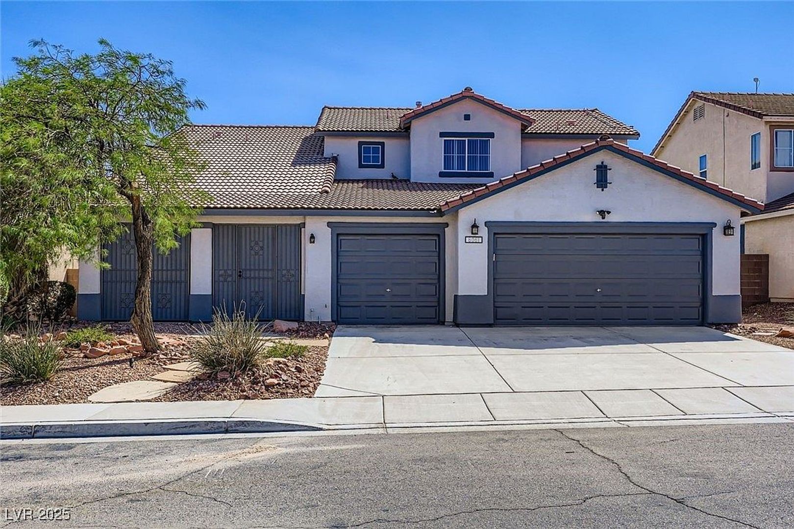 Las Vegas House: 8061 Petunia Flower Way
