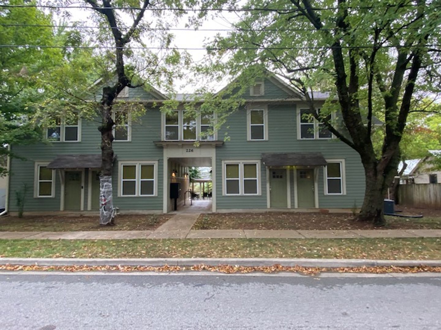 Fayetteville Apartment: 226 S Hill Ave