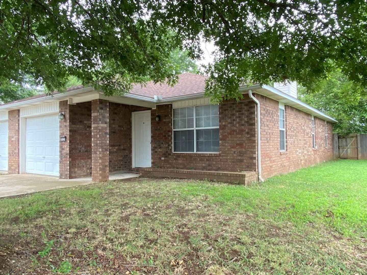 Farmington Townhome: 128 S Killdeer Dr