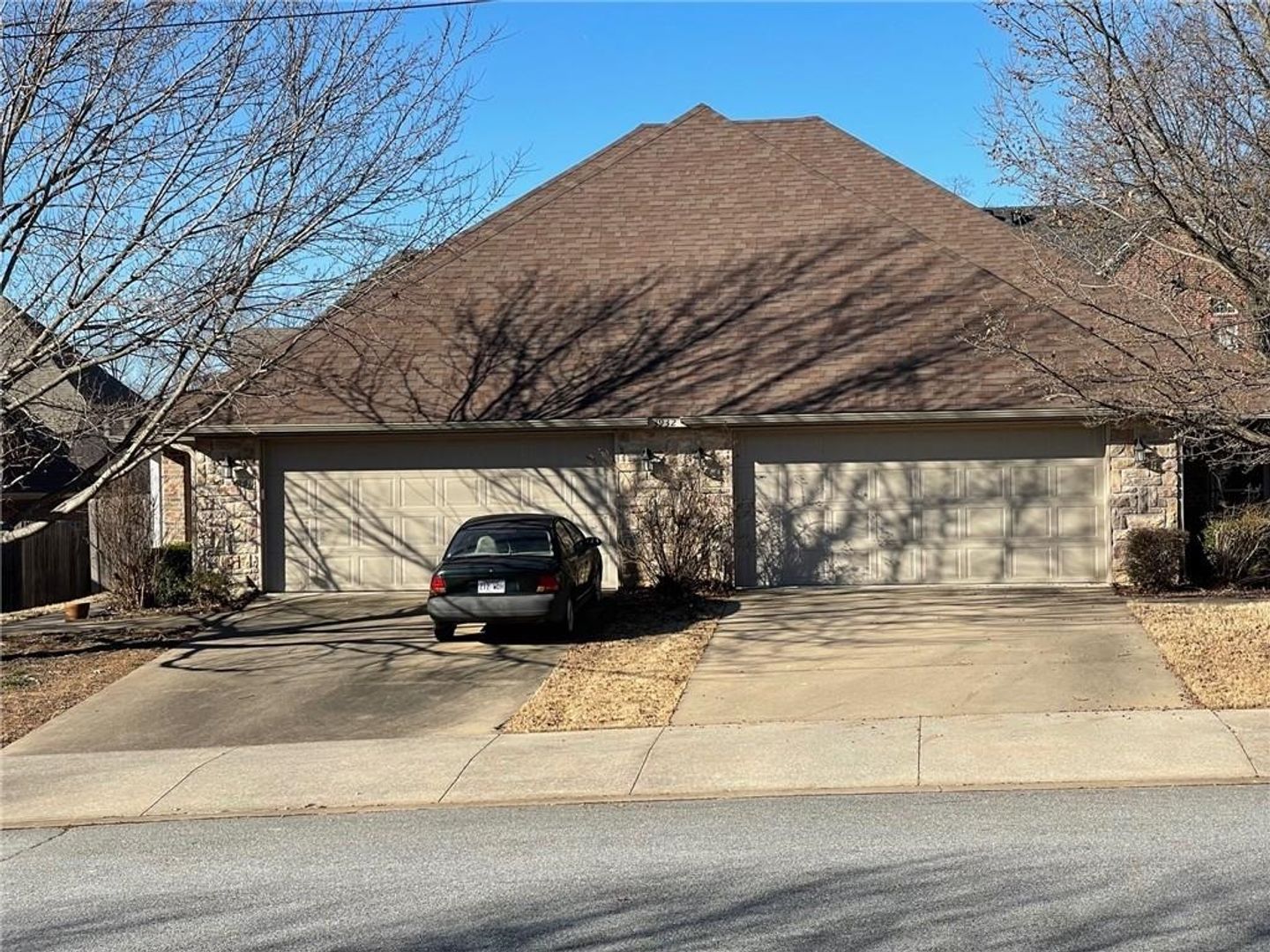 Springdale Apartment: Allegheny Terrace