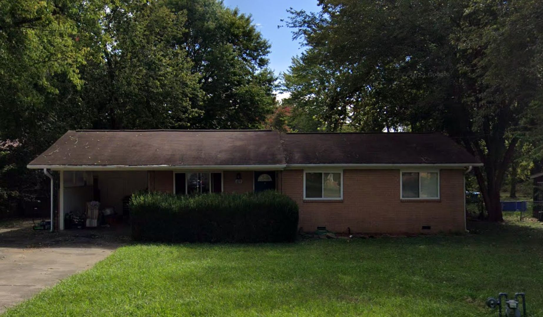 Prairie Grove House: 615 Cleveland