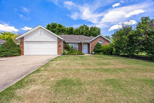 3 bedroom 2 bath home in Elkins, 2carG, fenced, great neighborhood – photo 1