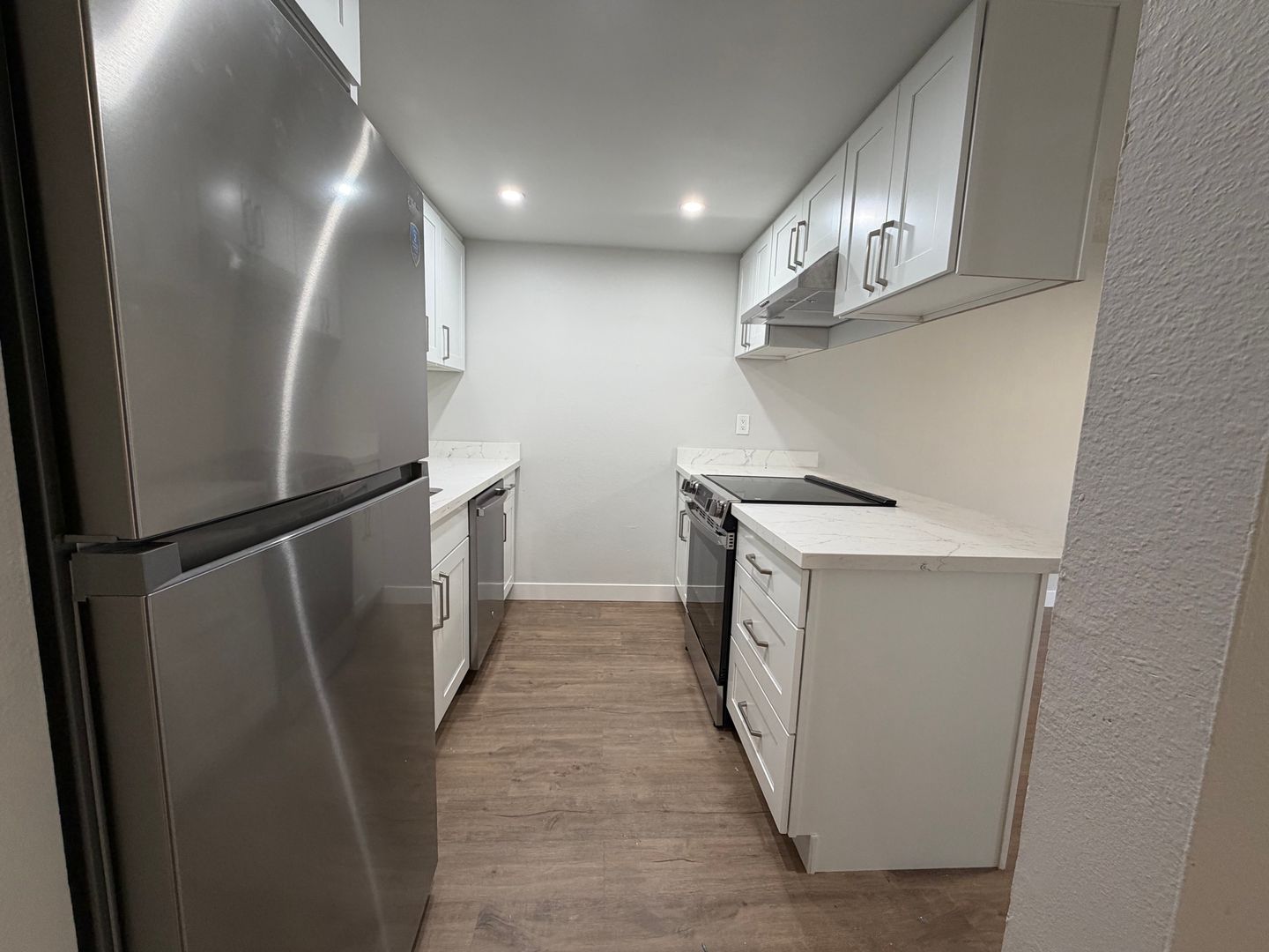 Shoreline Apartment: 940 N 163rd St