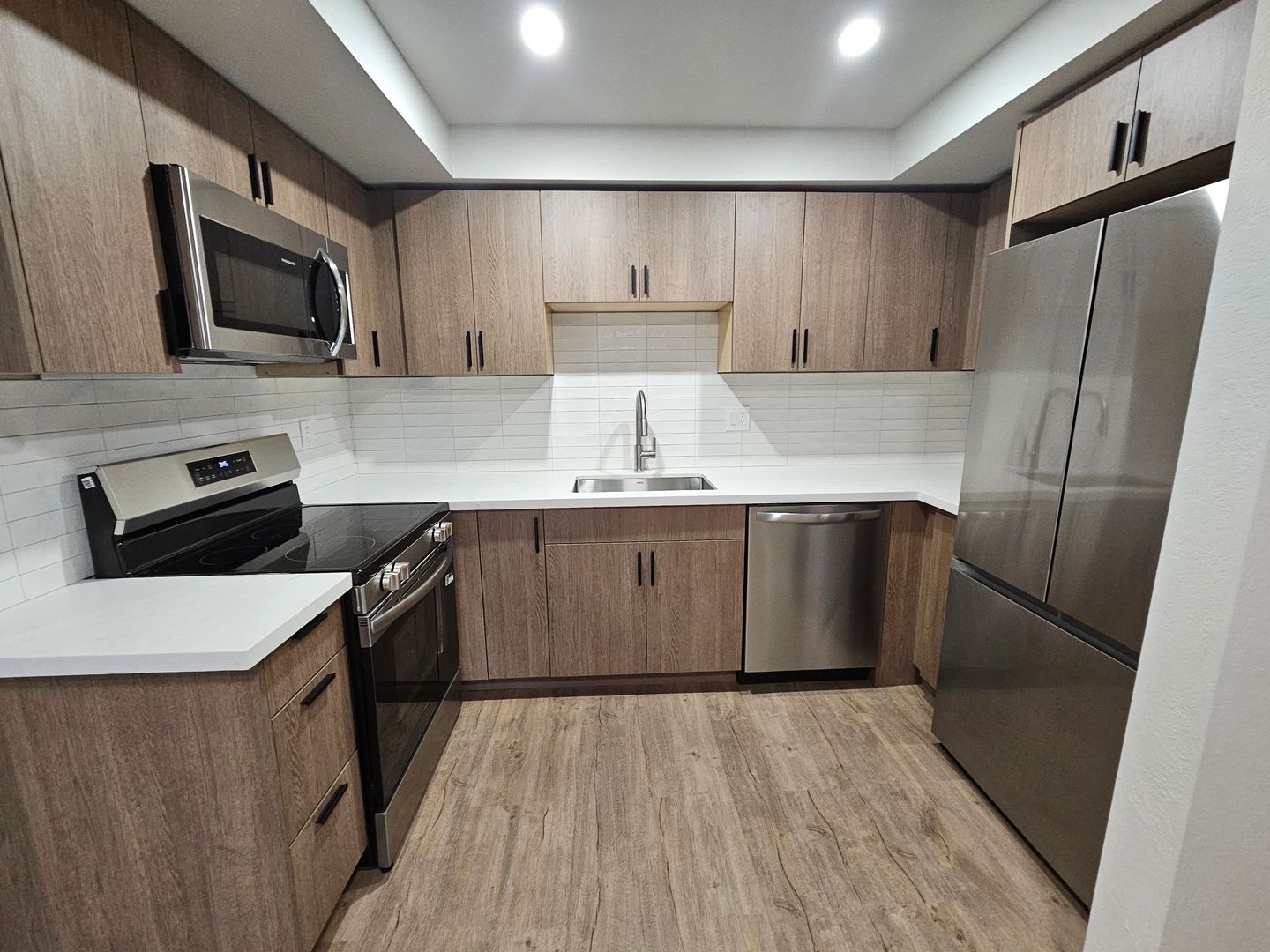 Edmonds Apartment: 8833  238th Street SW