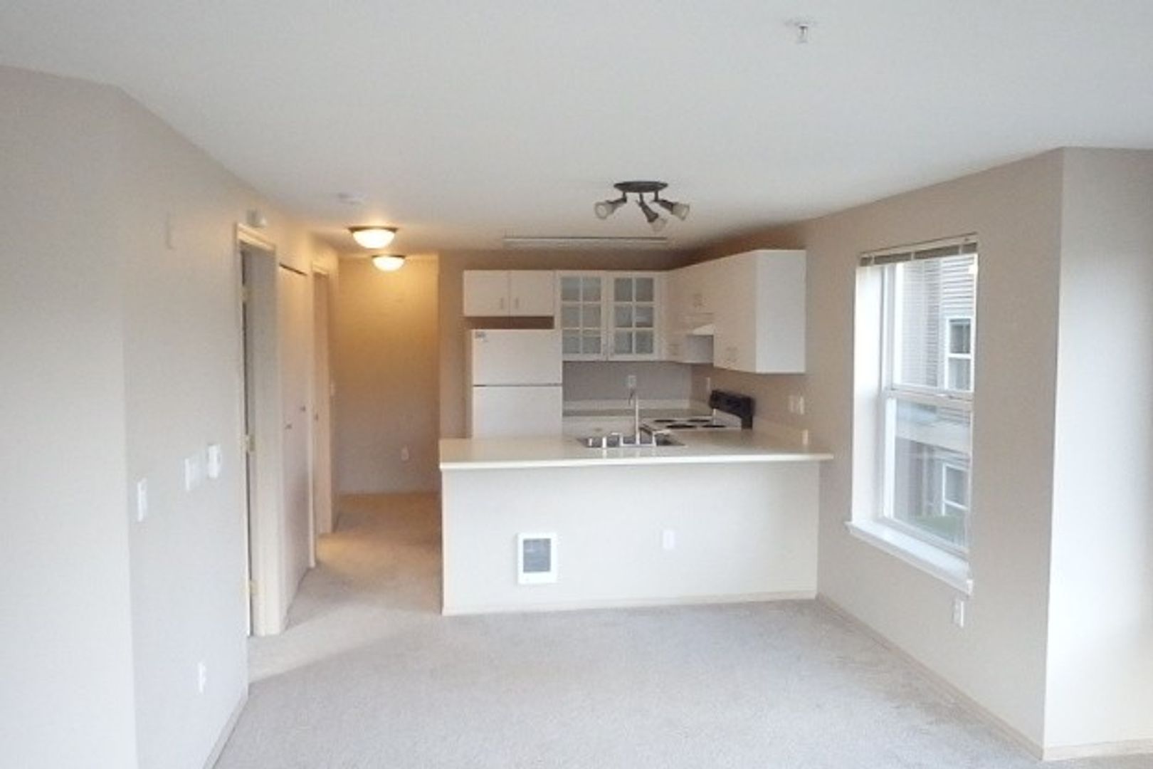 Seattle Apartment: 312 11th Ave