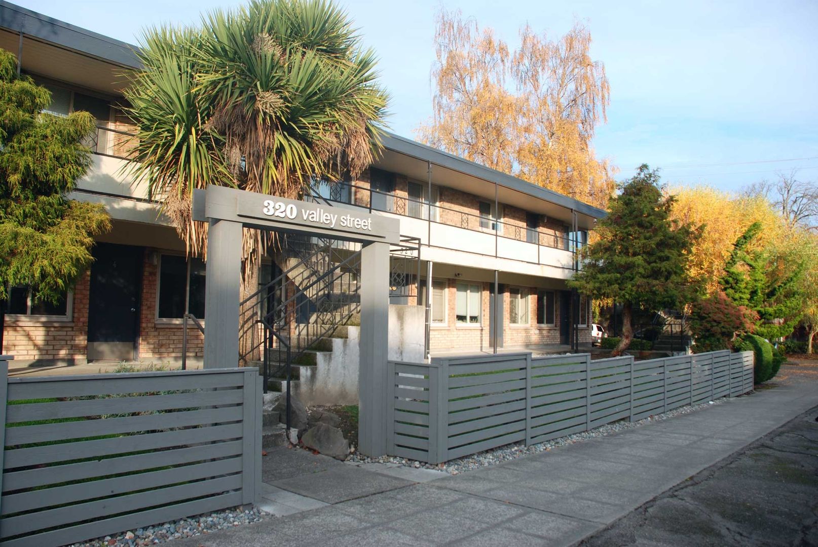 Seattle Apartment: 320 Valley St