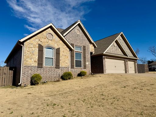 ***1309 W. Gum Street*** – photo 1