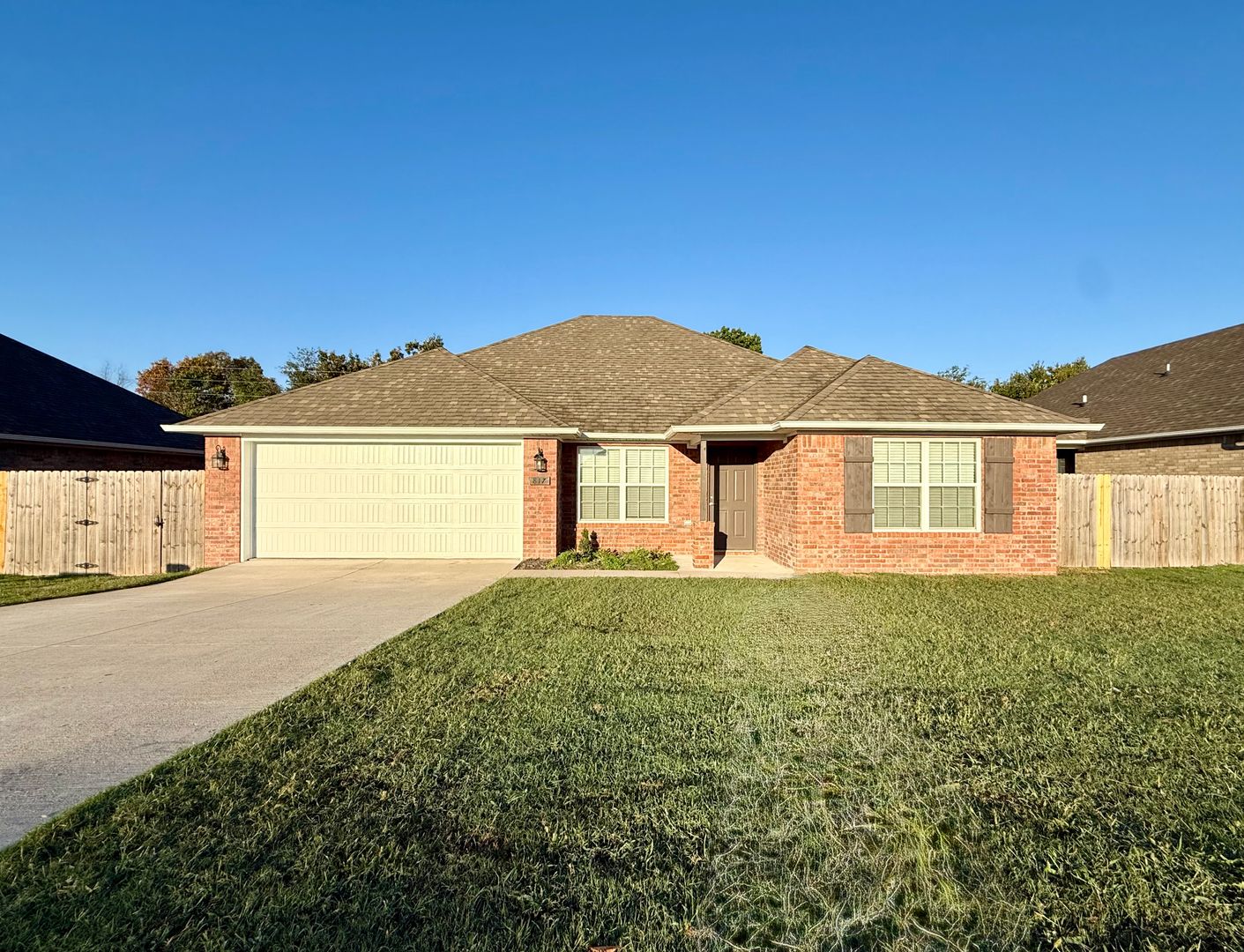 Gentry House: 817 Saddlebrook