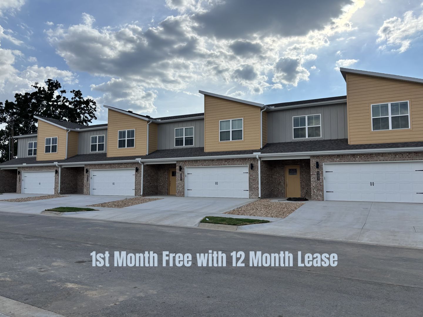 Pea Ridge House: 1036 Seaborn Way