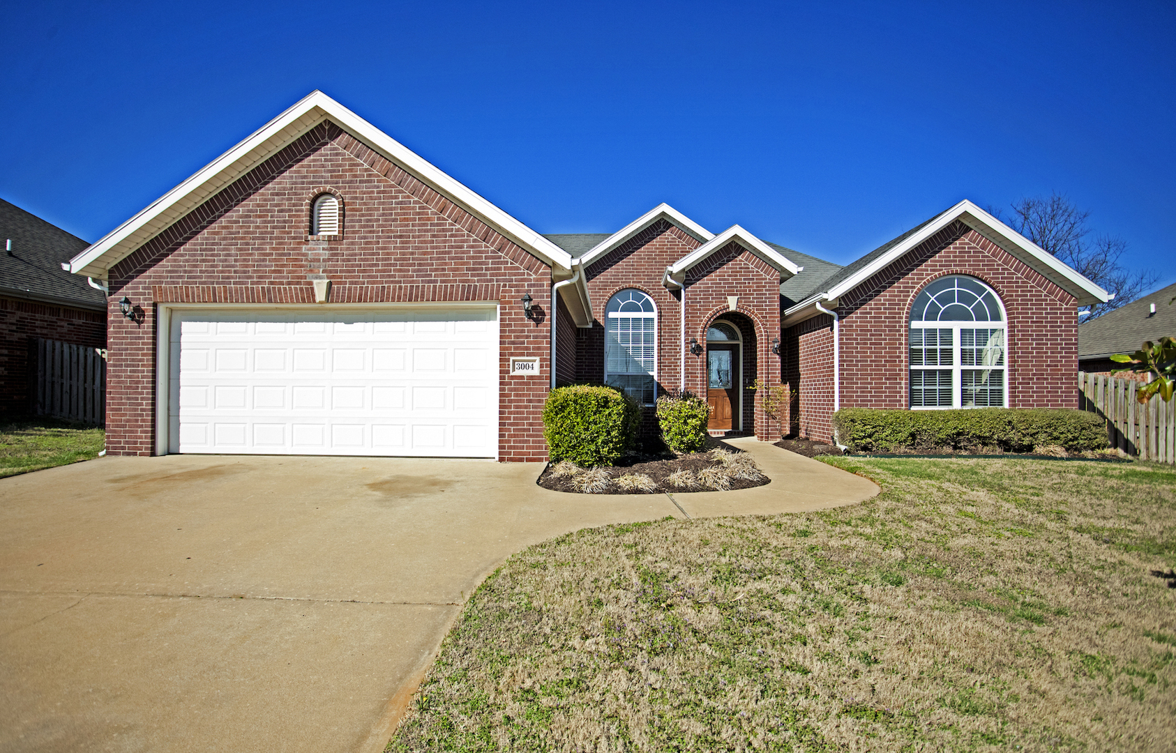 Bentonville House: 3004 SW Camden Drive