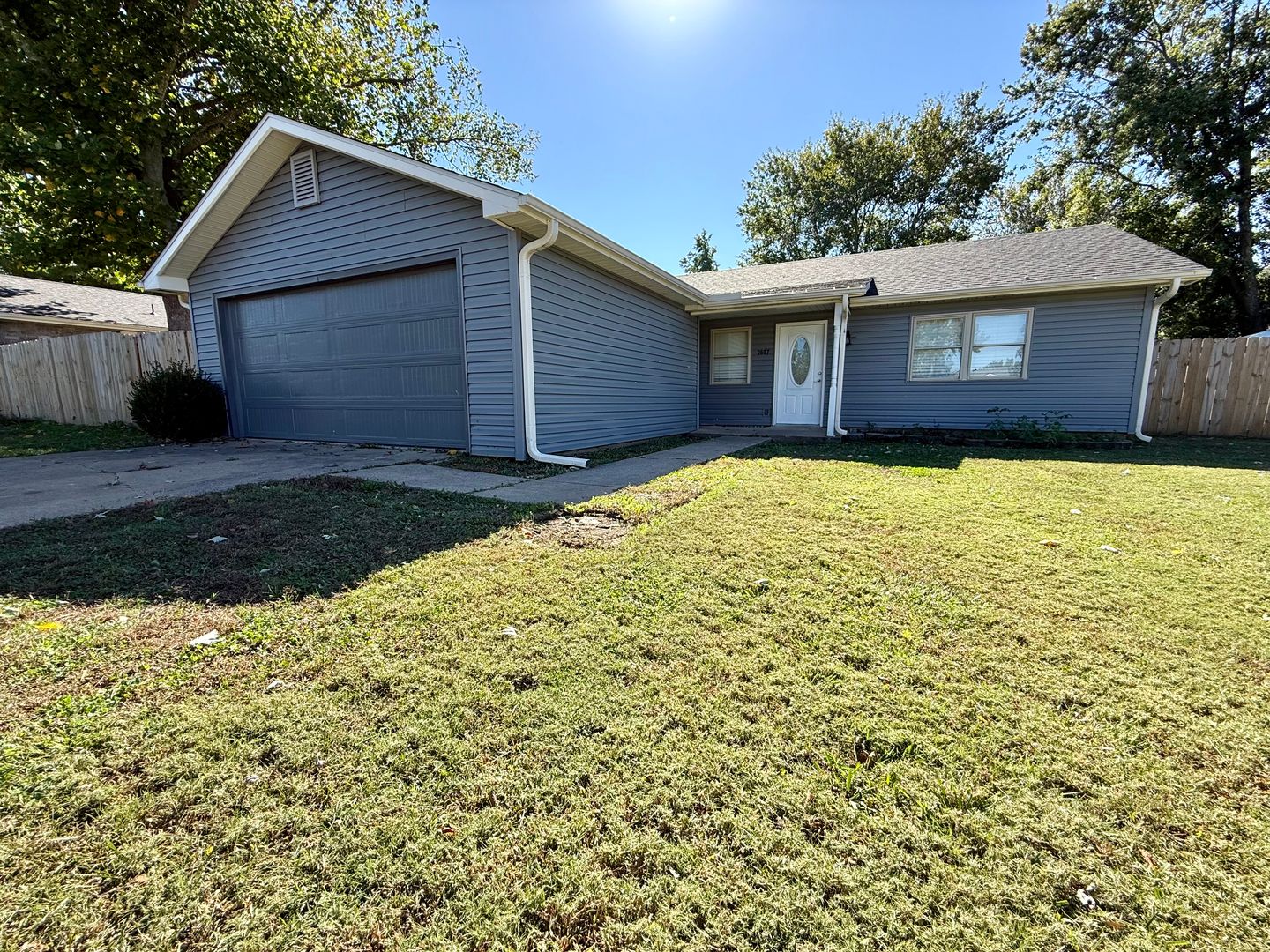 Bentonville House: 2607 Walker St.