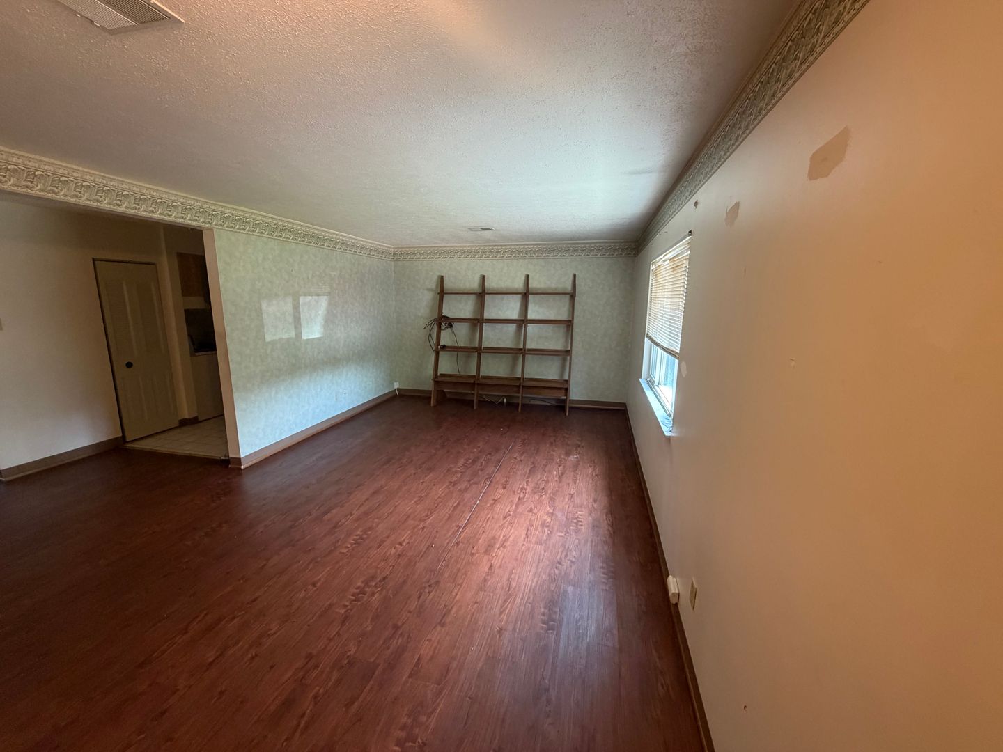 Pittsburgh Apartment: 339 Regis Avenue
