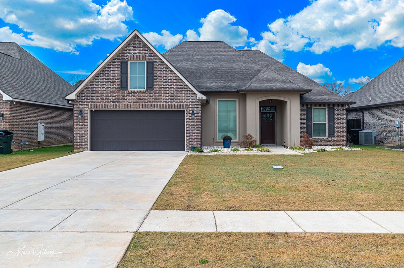 Shreveport House: 9608 Lockheed Dr.