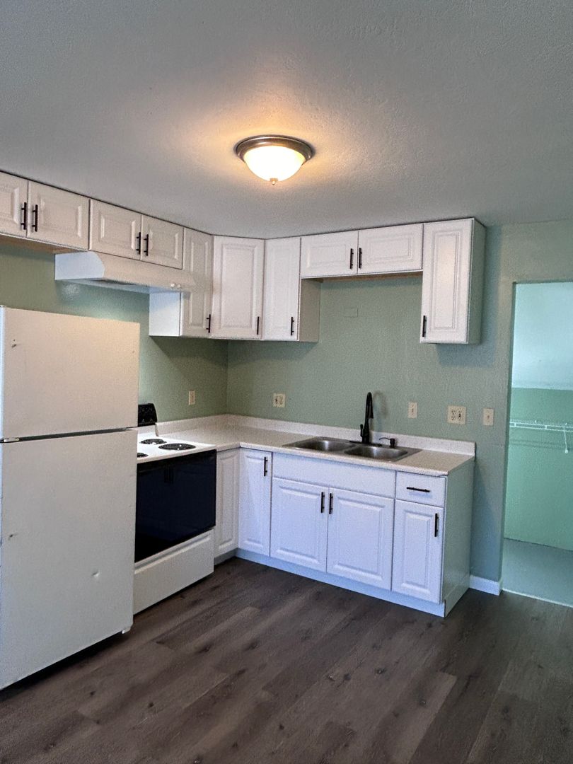 Spokane Valley Apartment: 4415 N. Adams Rd.
