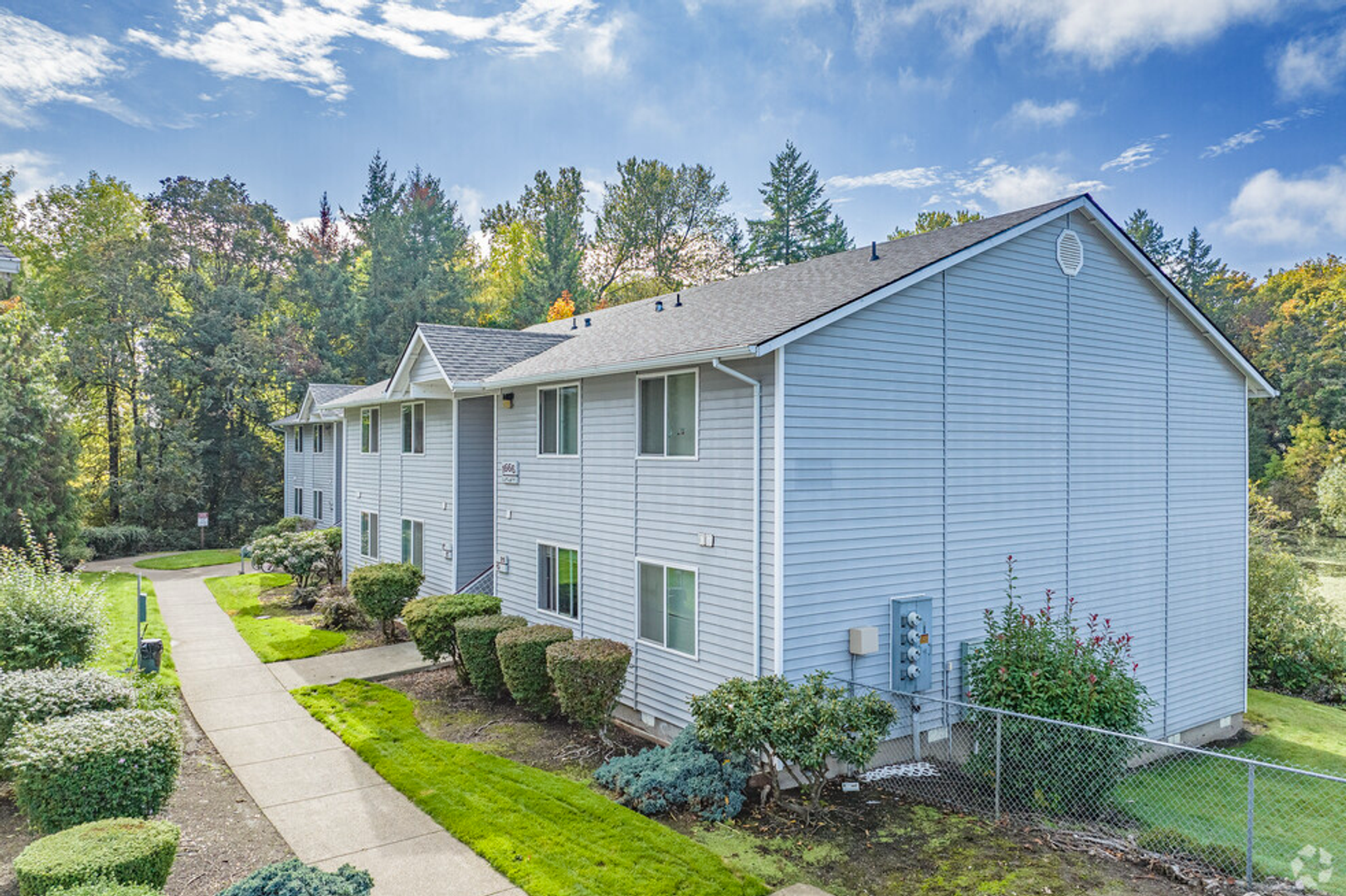 Corvallis Apartment: 1680 SE Crystal Lake Dr Unit E