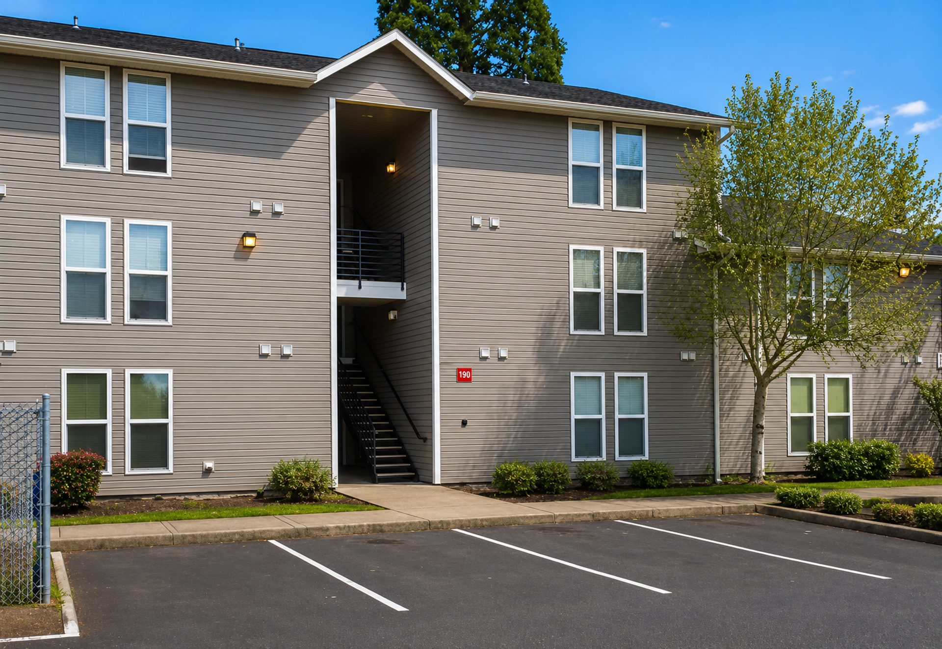 Keizer Apartment: 5110 10th Avenue NE