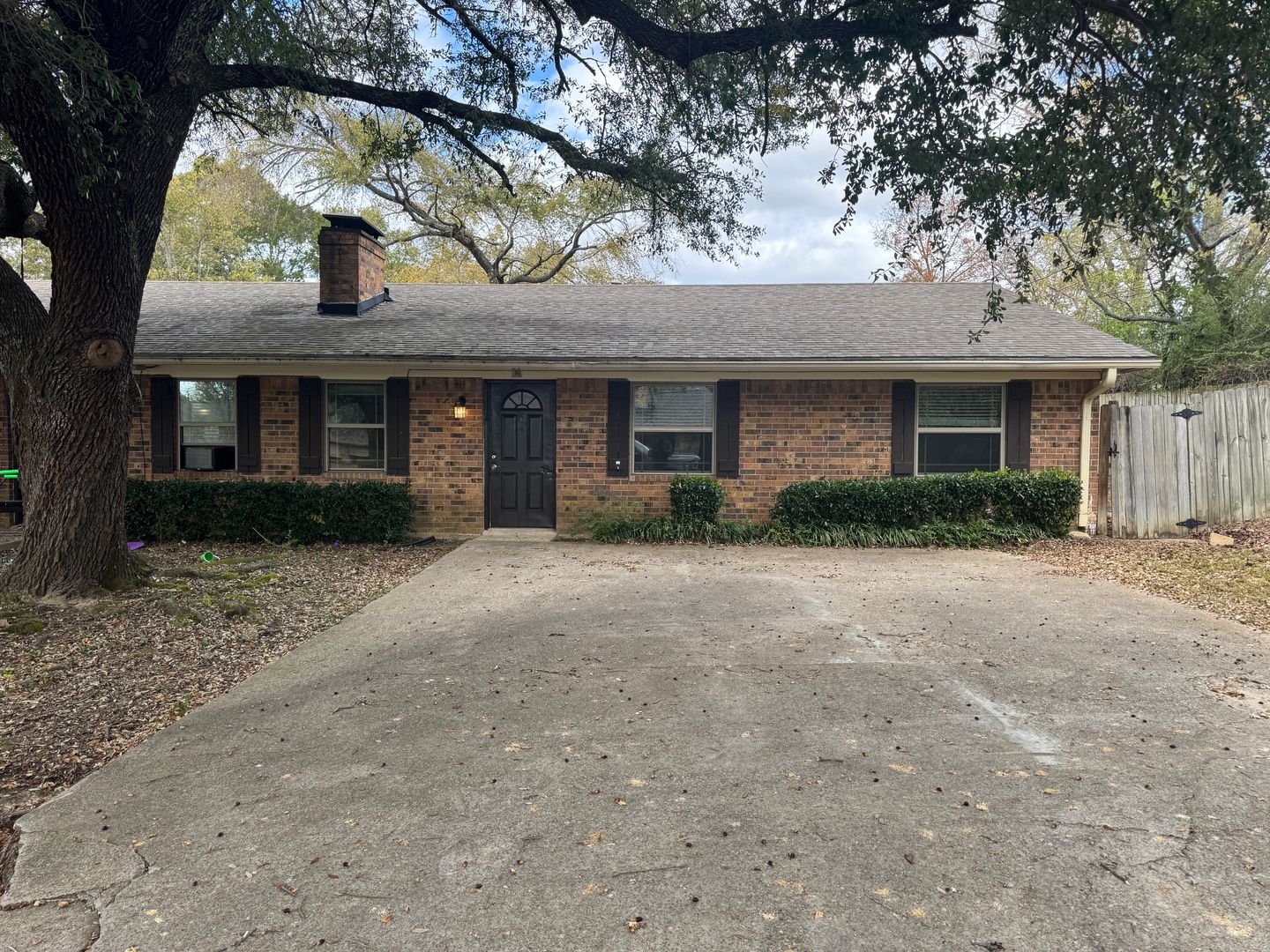 Tyler House: 8414 Cambridge Rd # C14