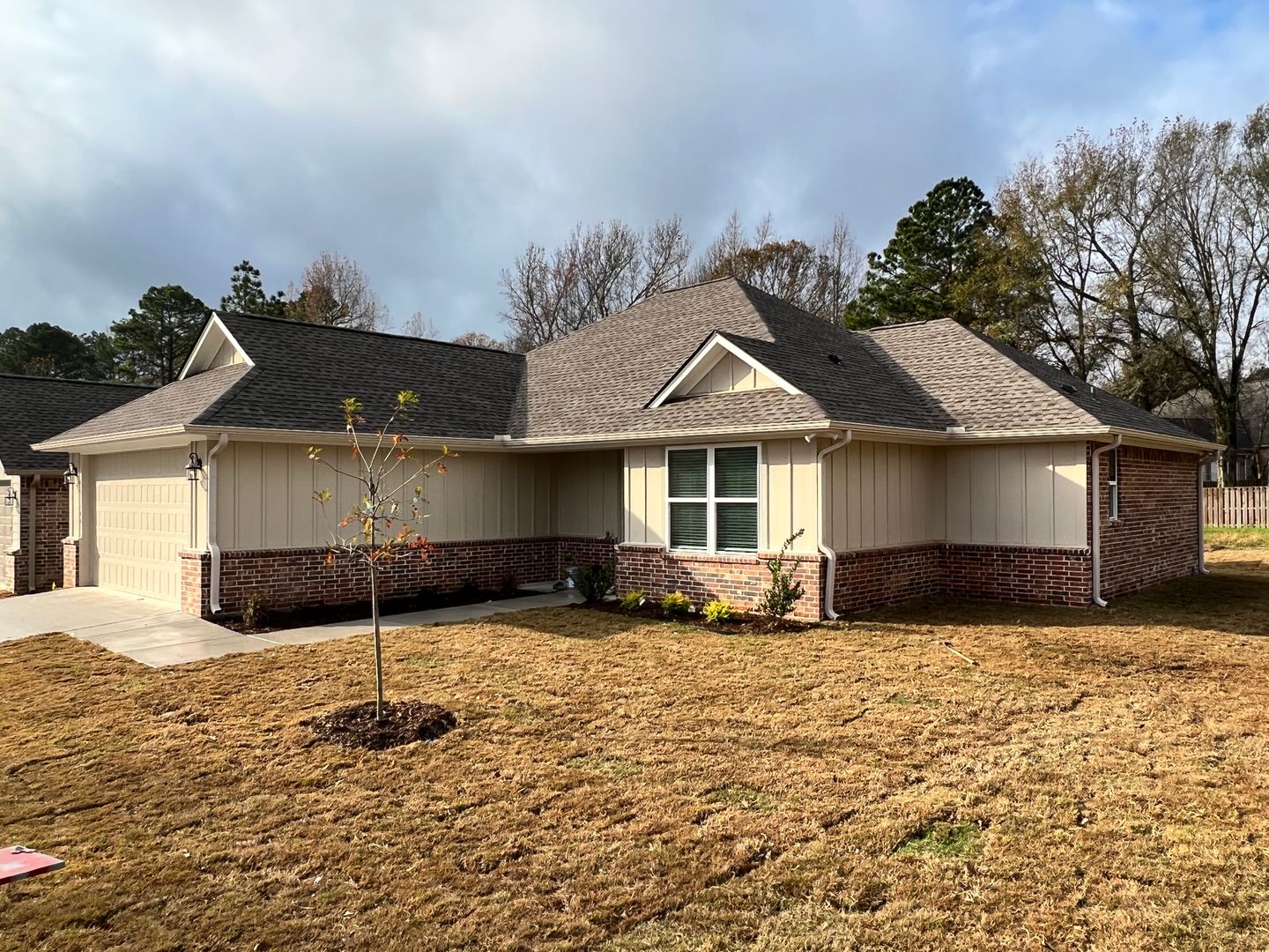Tyler Apartment: 3704-3784 Cottage Park Cir.