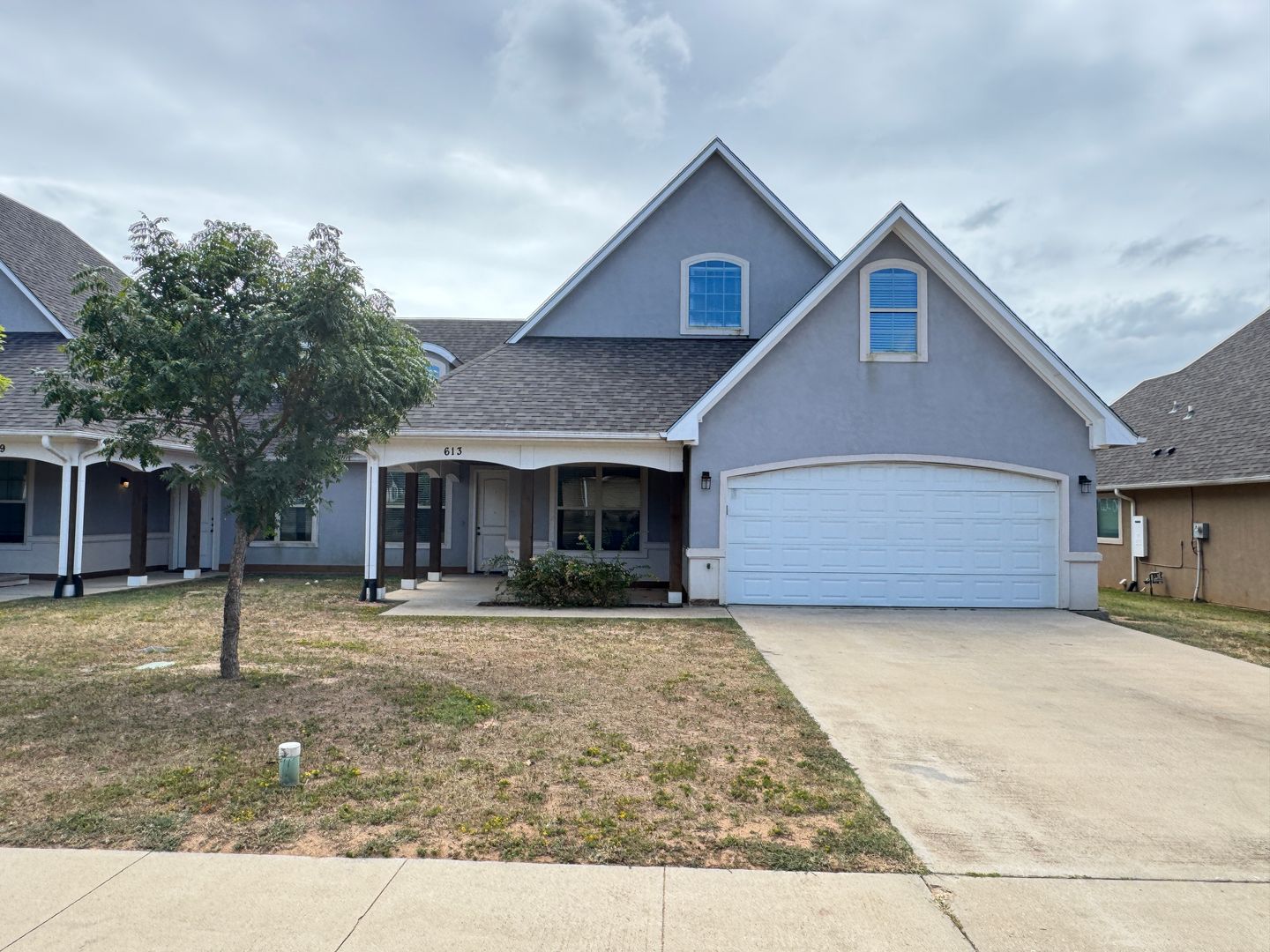 Bullard Apartment: 609 THIRD ST