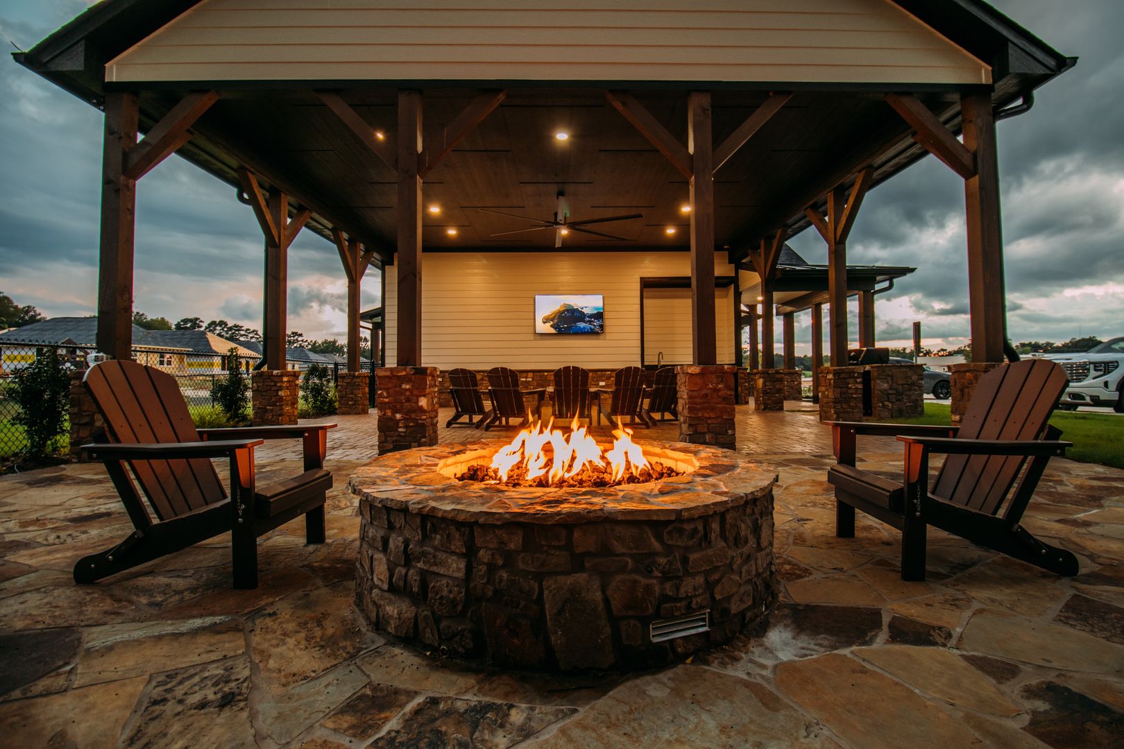 Grill area at One Park Place (1 of 2)