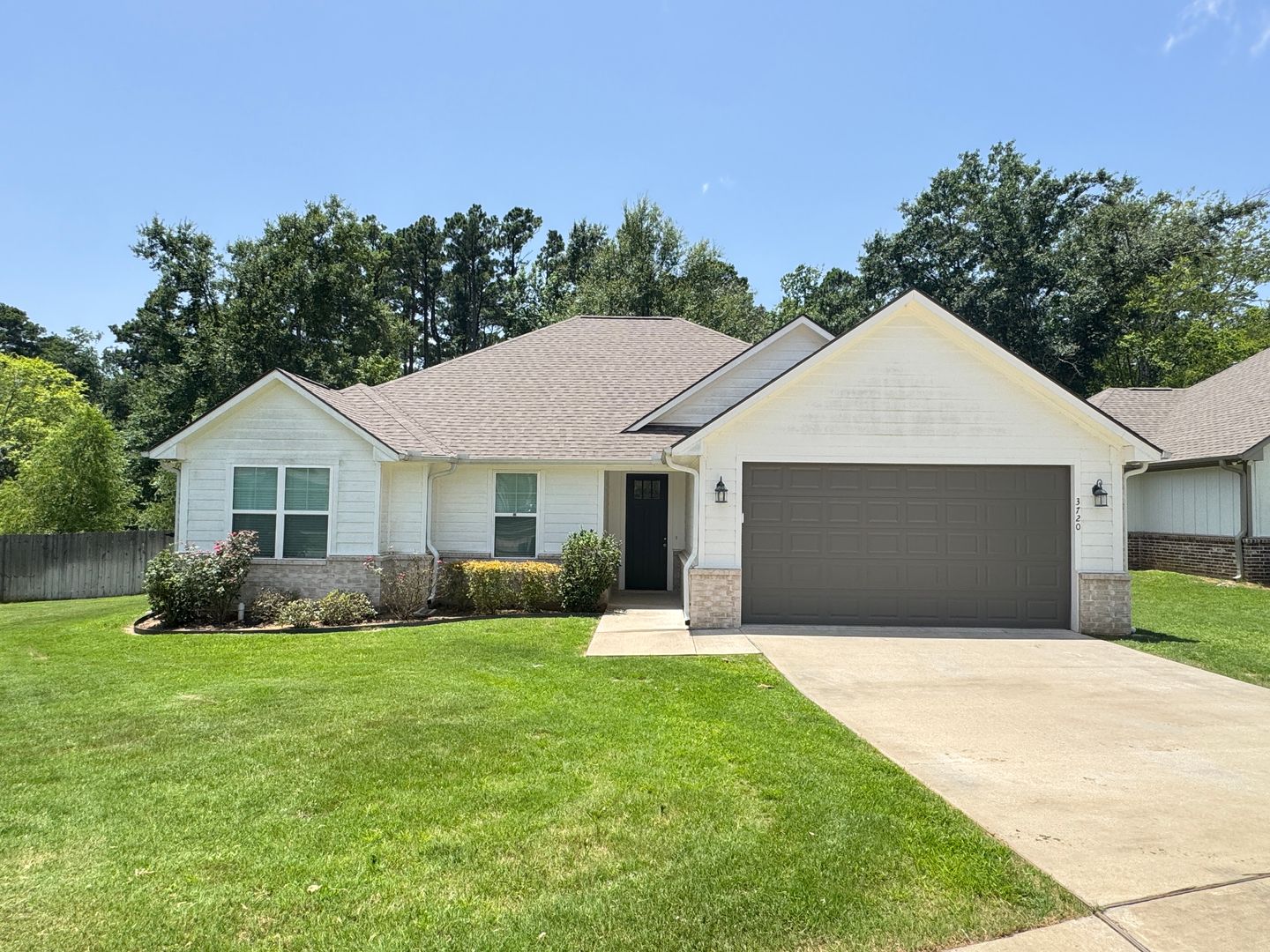 Tyler Apartment: 3704-3784 Cottage Park Cir.