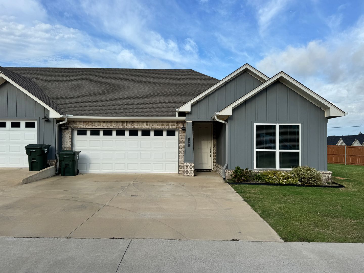 Whitehouse Apartment: 14659 CR 2191