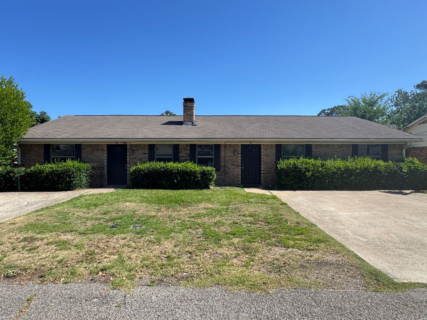 Tyler House: 8414 Cambridge Rd # C06