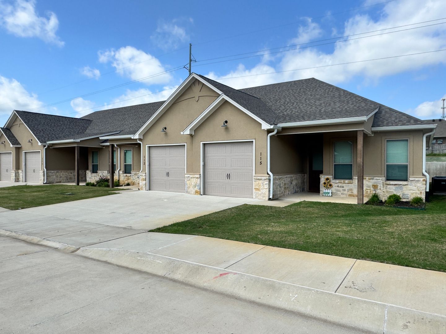 Tyler Apartment: 9149 CR 273