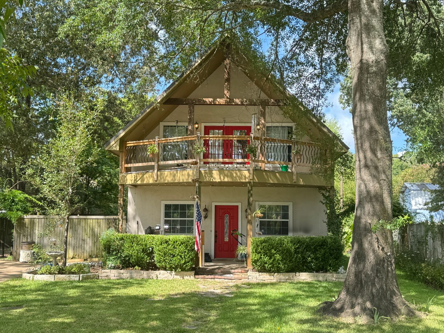 Bullard House: 807 N. Rather Street