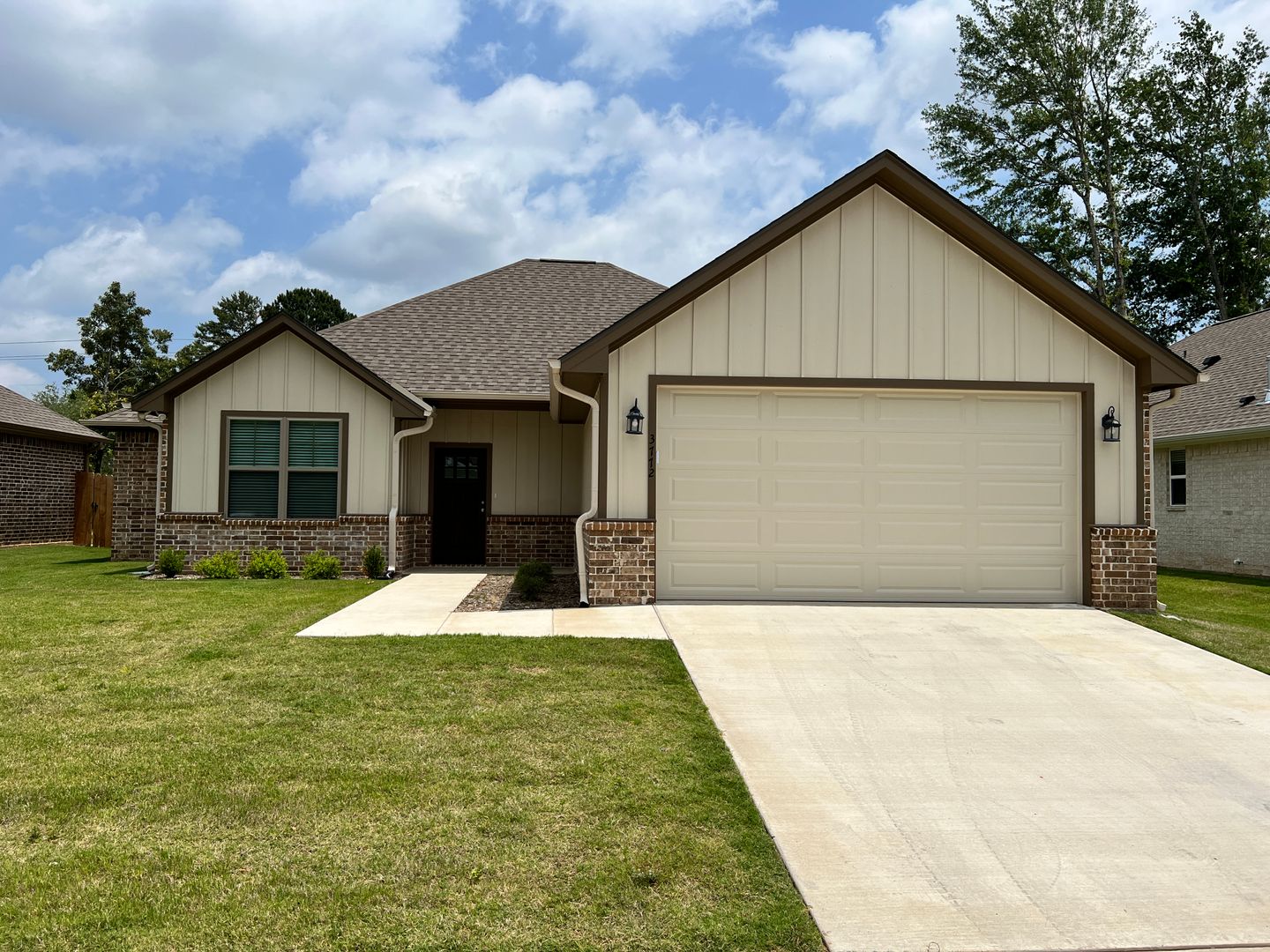 Tyler Apartment: 3704-3784 Cottage Park Cir.