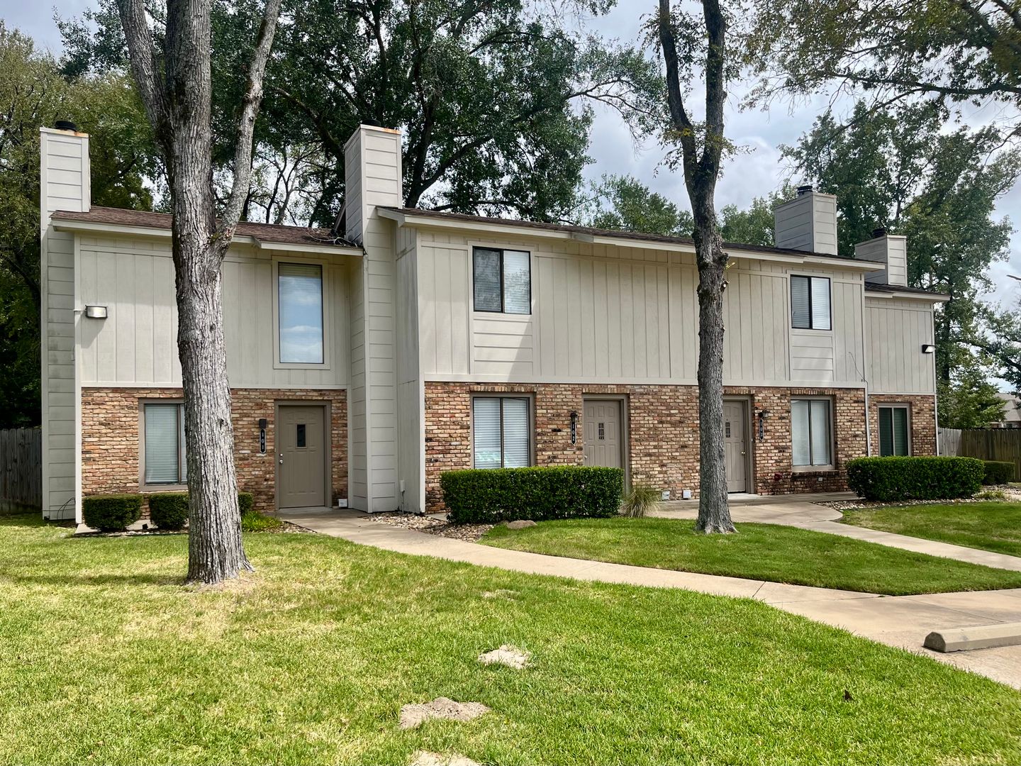 Tyler Apartment: 2525 Roy Rd