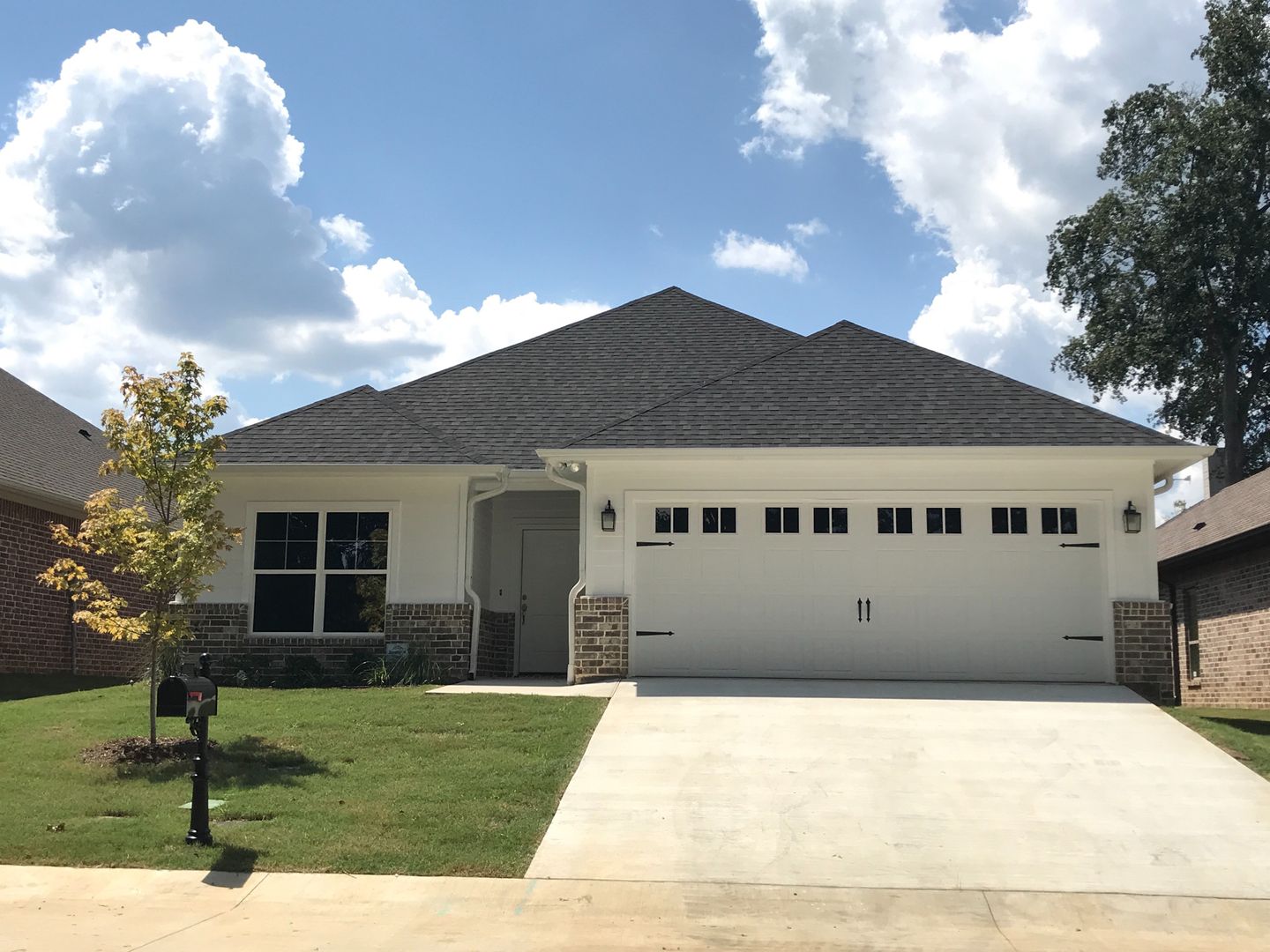 Tyler House: 3429 Cottage Ct