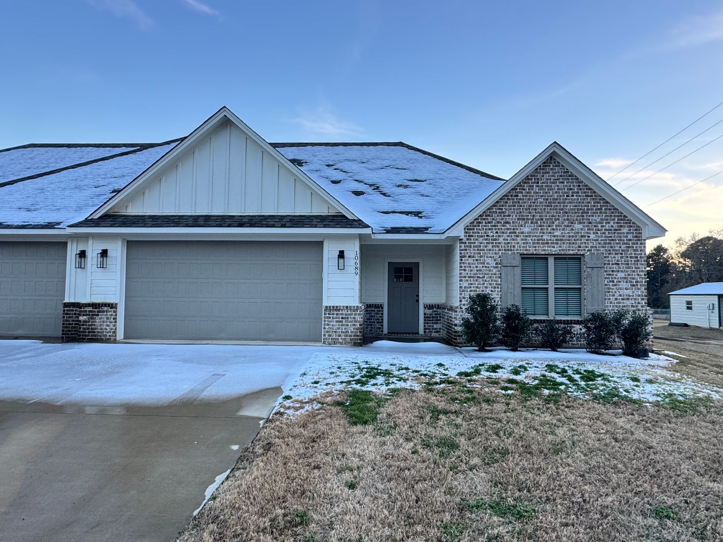 Bullard Apartment: 10675 County Road 152 W