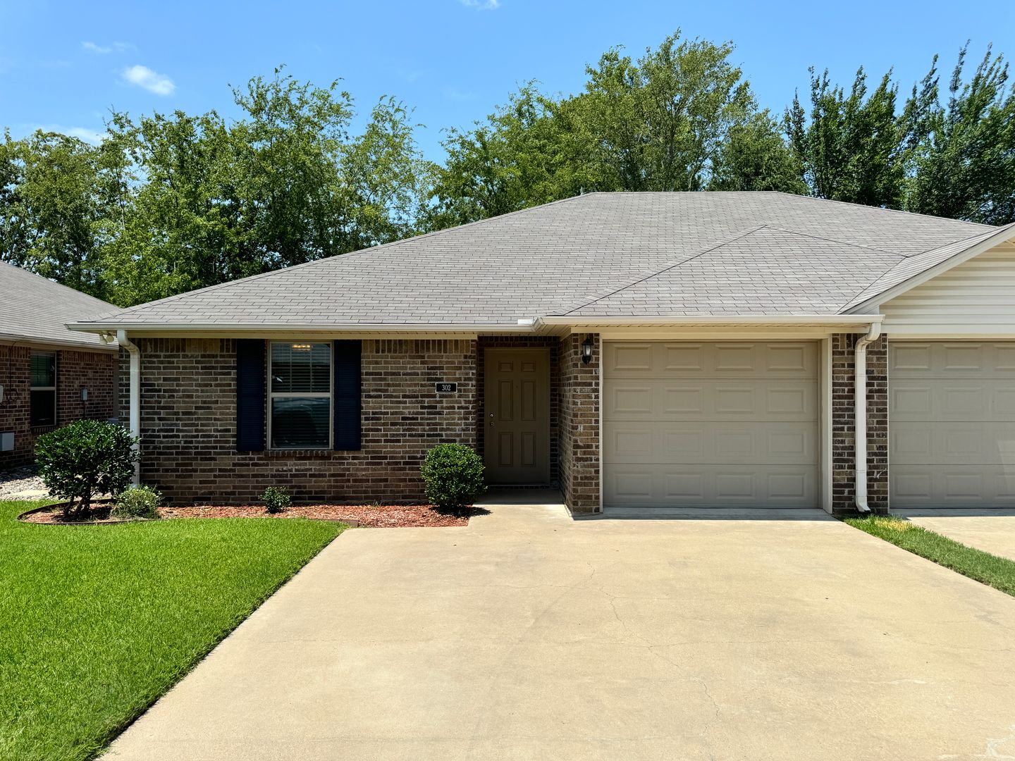 Bullard Apartment: 805 West Main