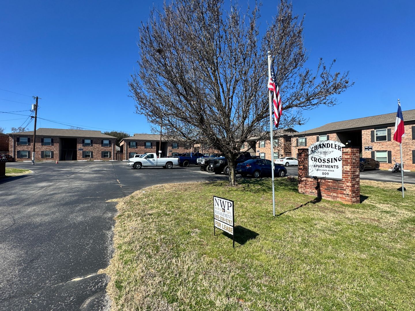 Chandler Apartment: 809 Broad St.