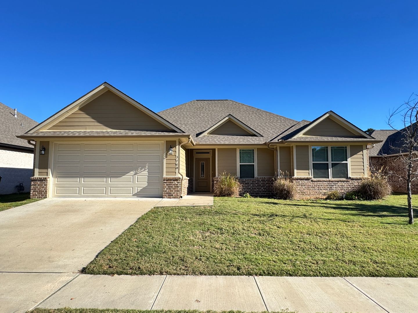 Tyler Apartment: 3704-3784 Cottage Park Cir.