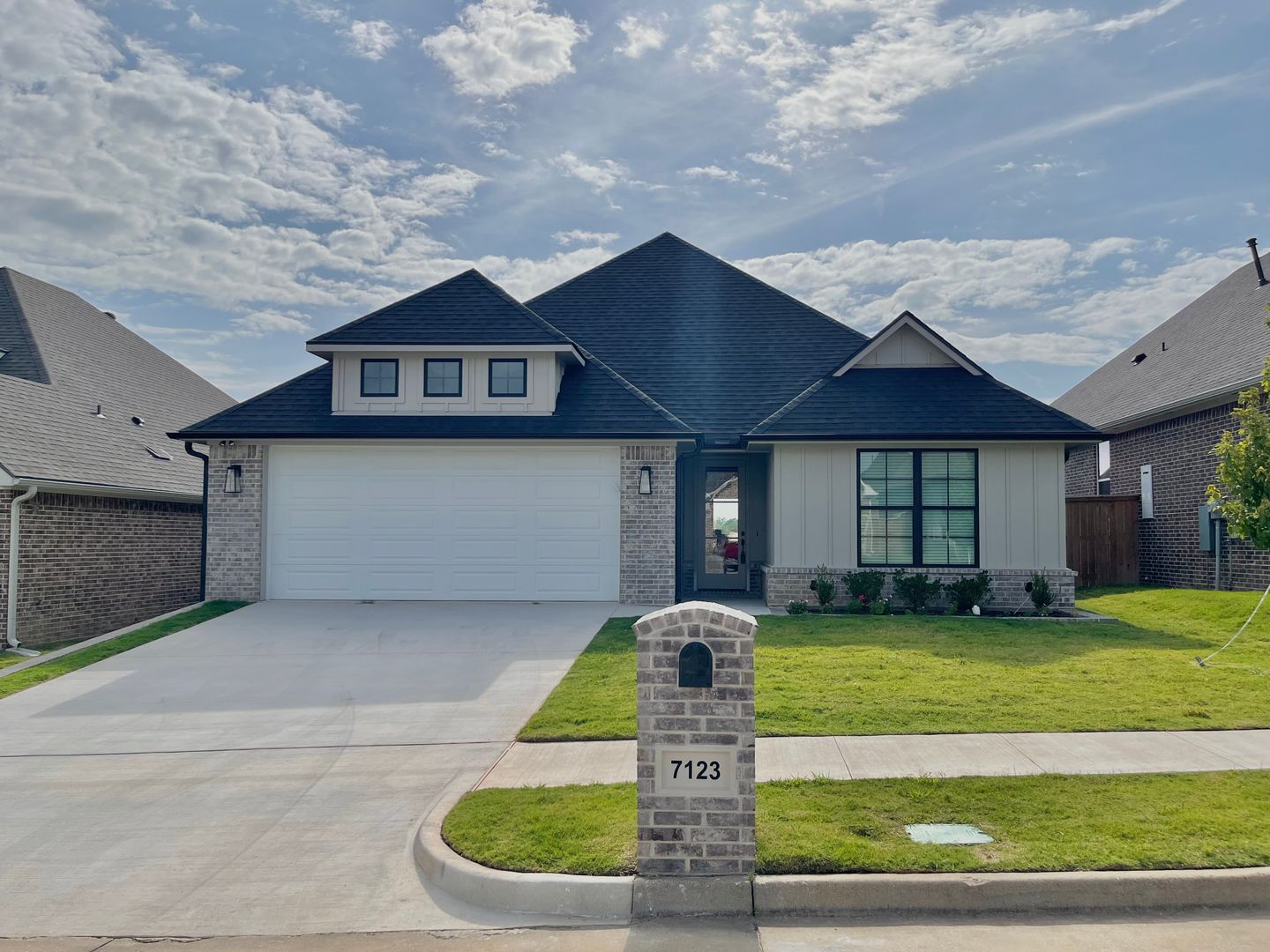 Tyler House: 7123 Alexander Dr