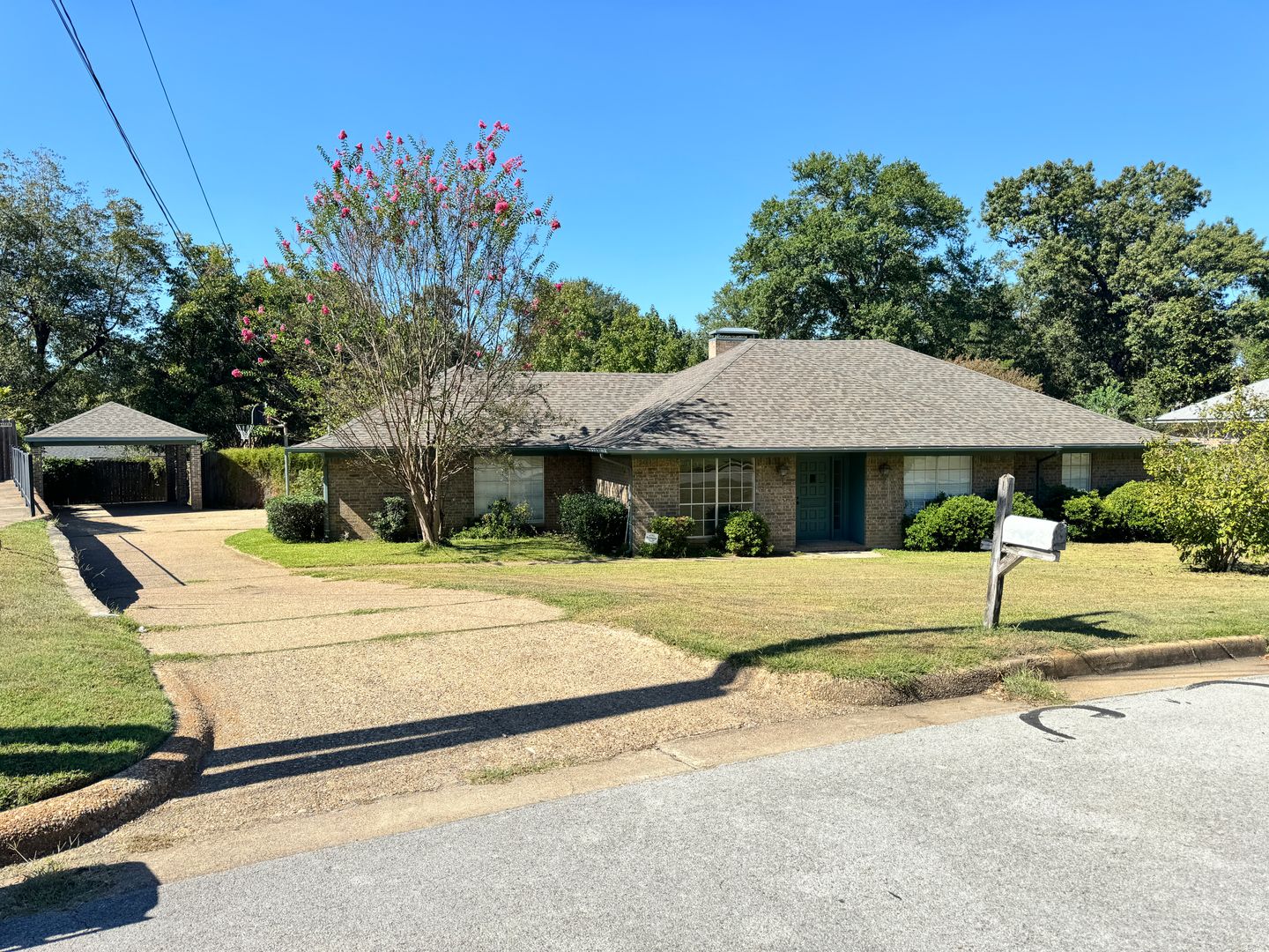 Tyler House: 1710 Chipco Dr.