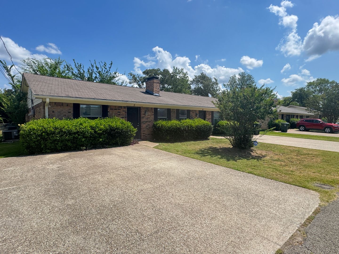 Tyler House: 8414 Cambridge Rd # C07