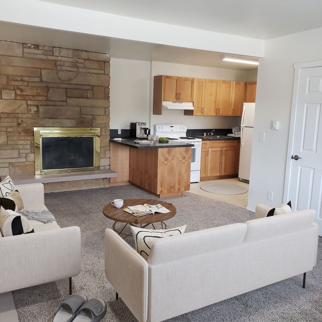 Burien Apartment: 1229 SW 126th Street