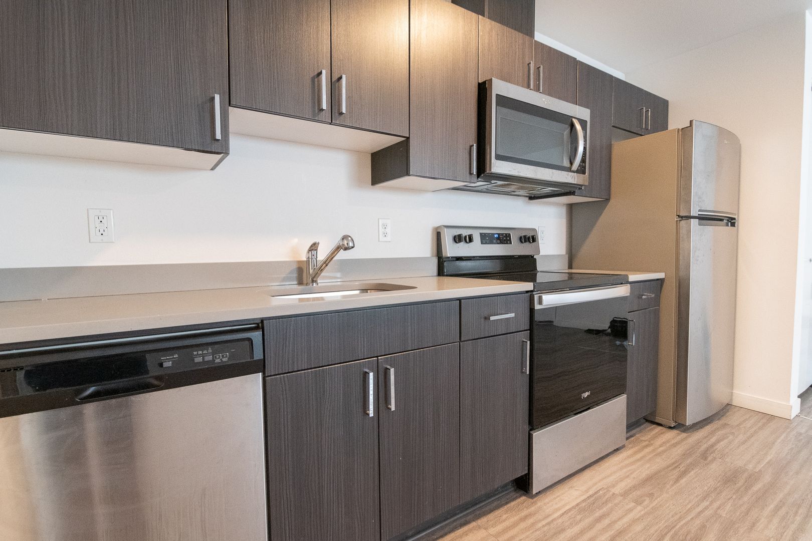 Portland Apartment: 4626 N Maryland