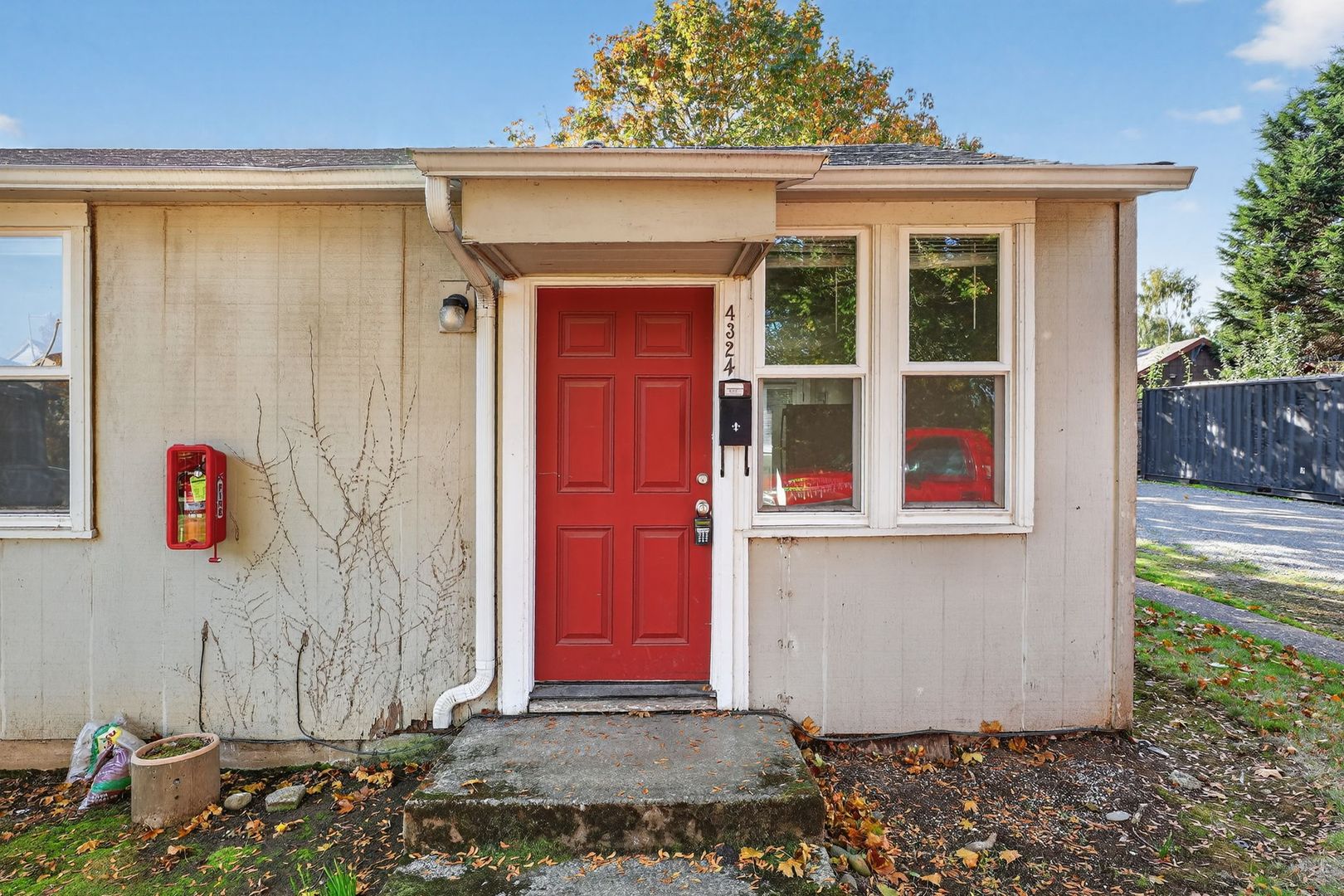 Portland Apartment: 4320-4336 NE 57th, 5717 NE Skidmore, 5723 NE Skidmore