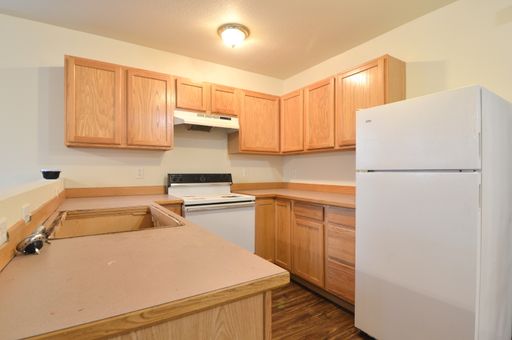 433 NE Graham St. #2 – photo 1