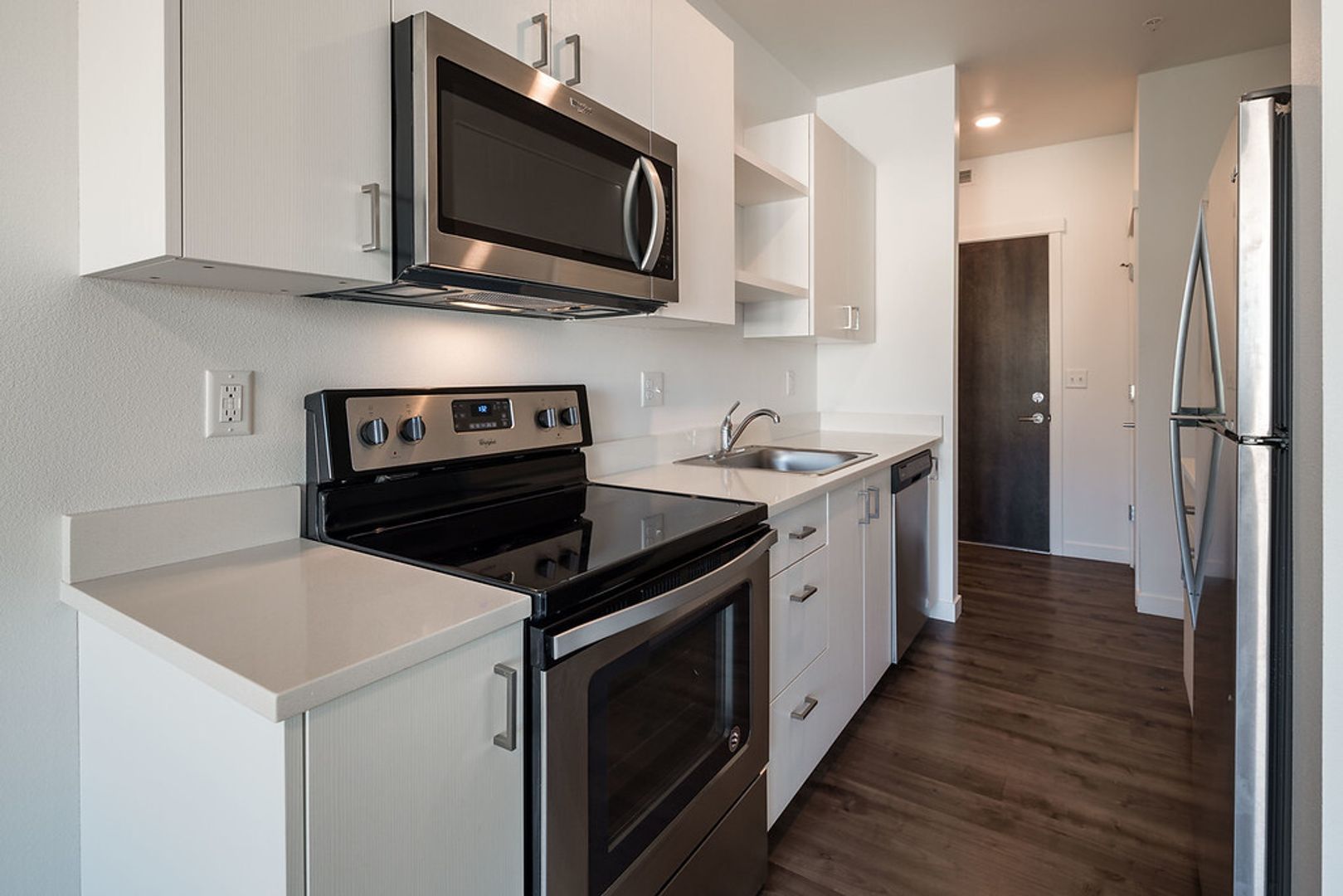 Portland Apartment: 5401 SE Woodstock Blvd