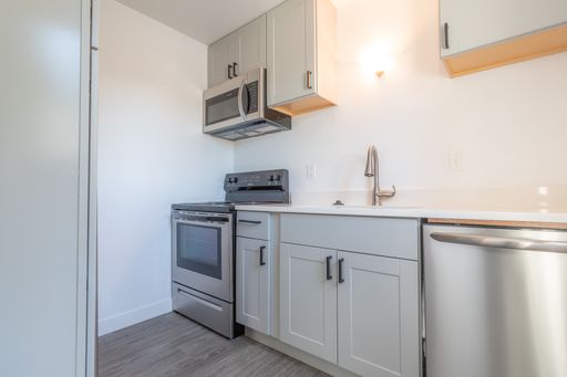 3430 SE Harrison St #A2 – photo 1