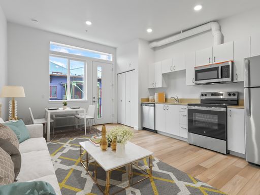 311 NE Graham St #102 - 6 weeks Free!! – photo 1
