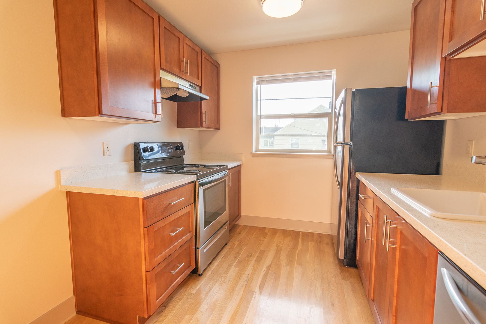 Portland Apartment: 5010 N Maryland