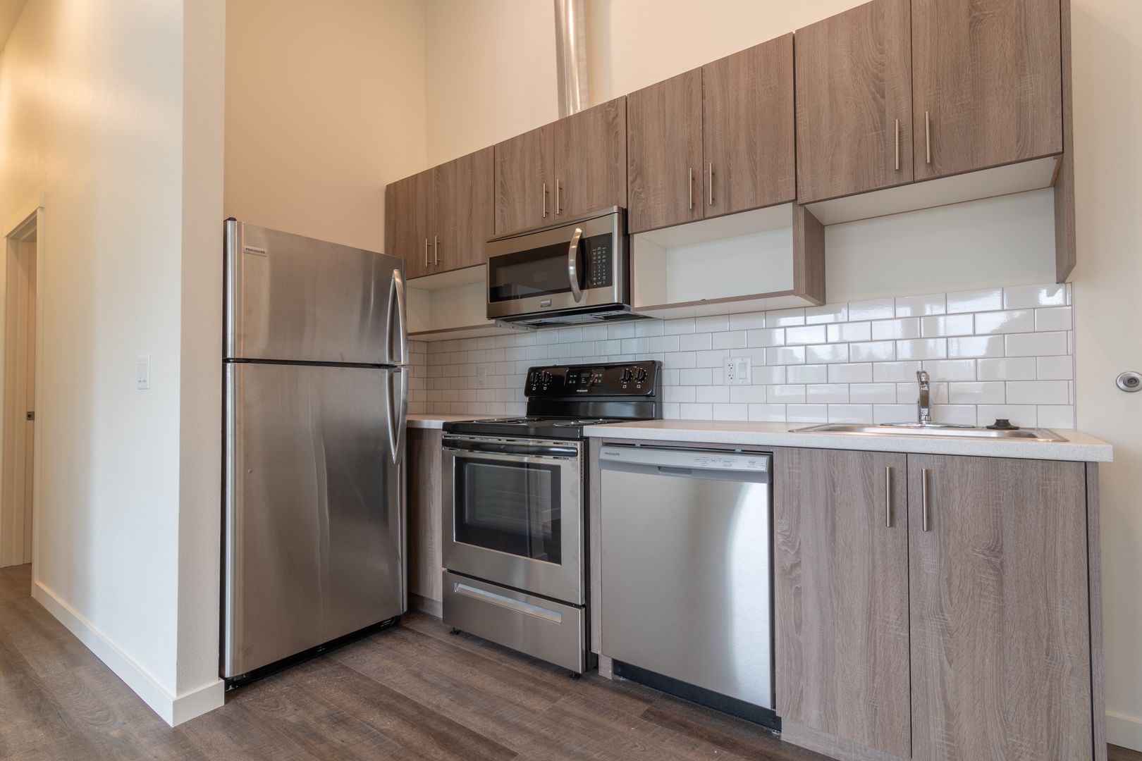 Portland Apartment: 2630 NE Dekum